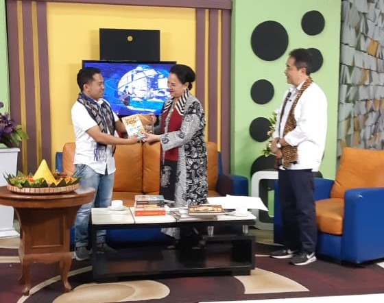 TV Talkshow – Diskusi Buku Surakarta